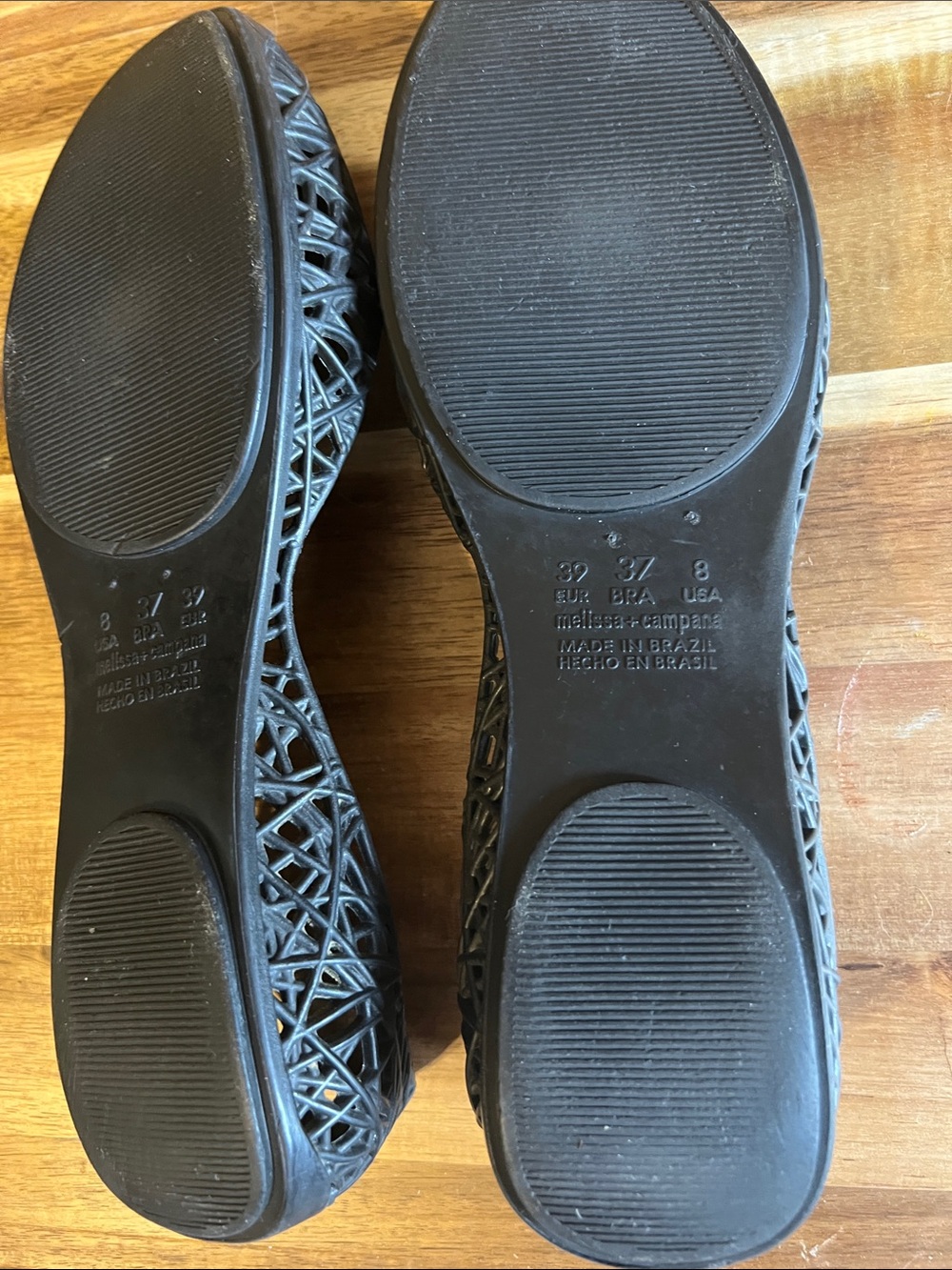 Melissa Black Cutout Jelly Flats - Women's Lightweight Slip-Ons - Picture 2 of 3